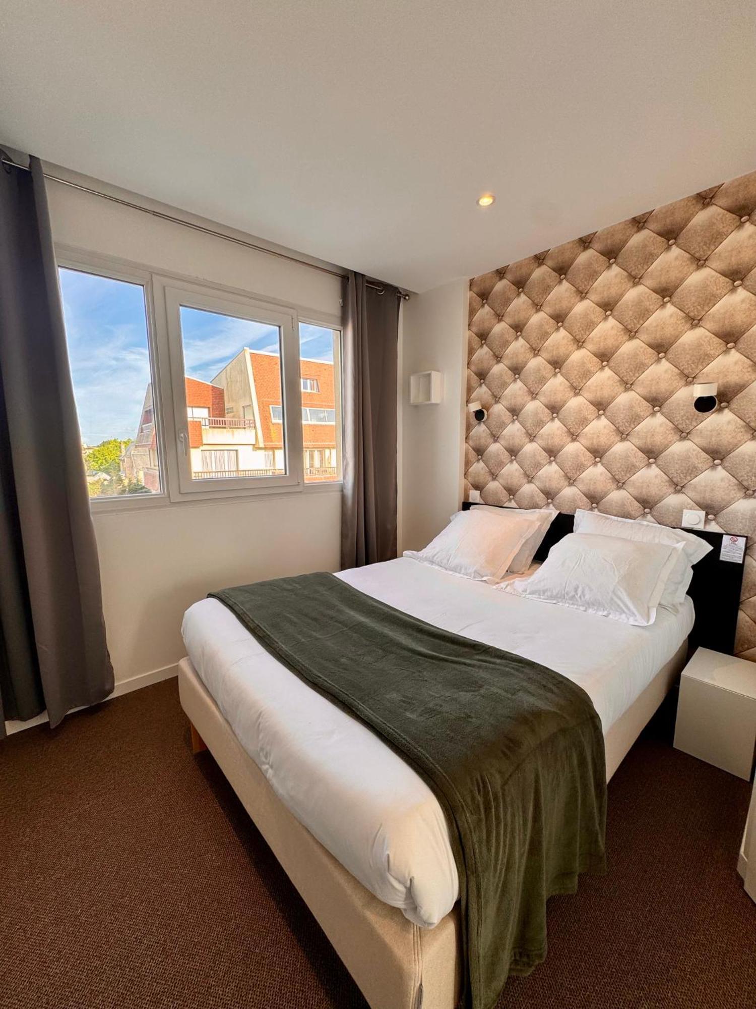 Le Clos Normand Saint-Aubin-Sur-Mer  Exterior foto